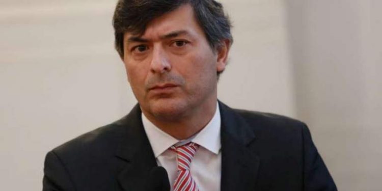 Candidato presidencial Franco Parisi tiene orden de arraigo por presunta millonaria deuda en pensión alimenticia