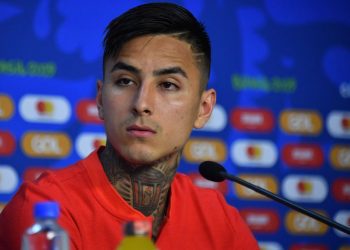 Clasificatorias: Erick Pulgar apareció en el equipo ideal de la fecha 12