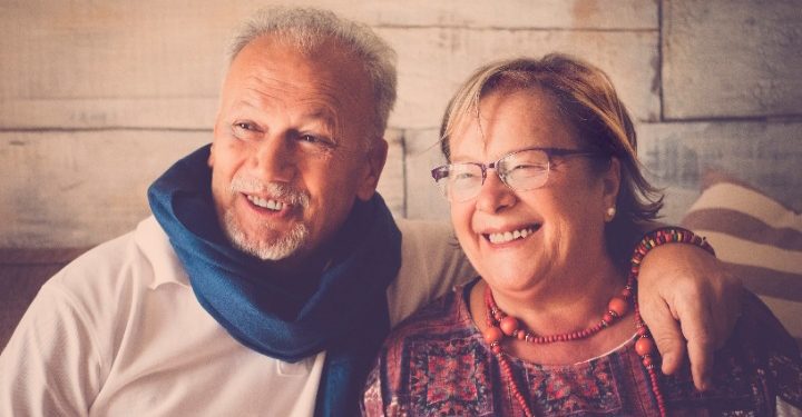 Especialista de la UV enfatiza que la filosofía puede ayudar a las personas mayores a vivir de forma más despierta y vital