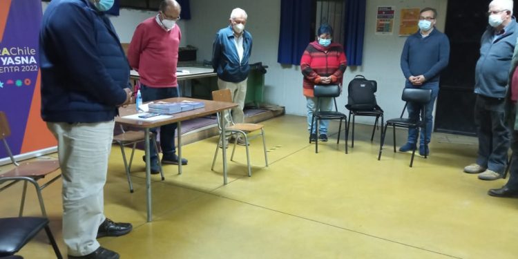 En memoria de Renán Fuentealba: durante constitución de comando por Yasna Provoste en Marga Marga se guardó un minuto de silencio