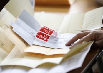 Servel publicó la nómina de vocales de mesa para las elecciones de noviembre