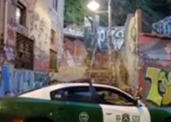 Investigan homicidio en escalera del paseo Dimalow de Valparaíso