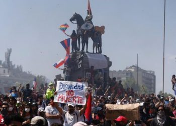 Para presionar por indulto: familiares de presos del estallido social inician huelga de hambre