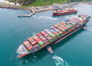 En transferencia de TEU: puerto de San Antonio logra variación positiva más importante del año