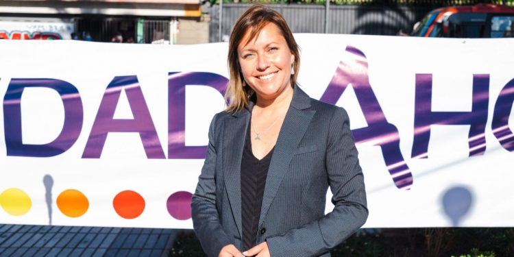 Vecina de El Yeco y educadora diferencial, Jessica García, asume desafío en busca de llegar al Parlamento