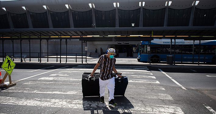 El 8 de noviembre EE.UU. reabrirá sus fronteras terrestres y aéreas a pasajeros vacunados con pauta completa