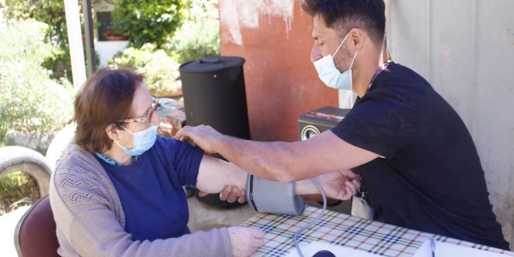 Inician programa piloto para disminuir los riesgos cardiovasculares en las villas de Quillota