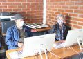 San Antonio: adultos mayores inician taller de alfabetización digital