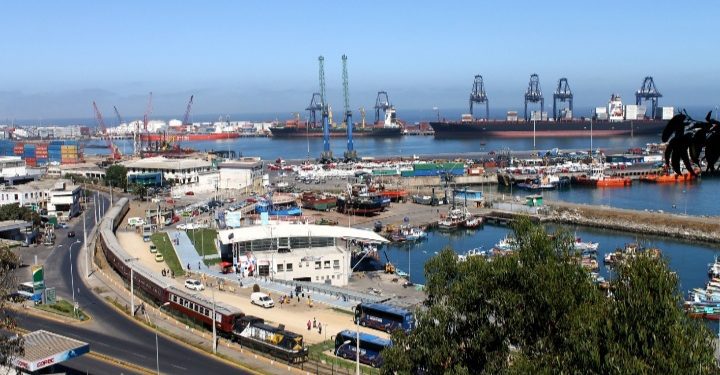 Proponen crear universidad estatal para la provincia de San Antonio