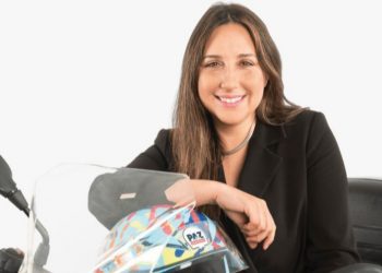 Paz Anastasiadis: la abogada motoquera que busca un cupo en el Parlamento