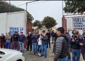 Trabajadores de los cementerios municipales de Valparaíso inician paralización y habrá turnos éticos para sepultaciones