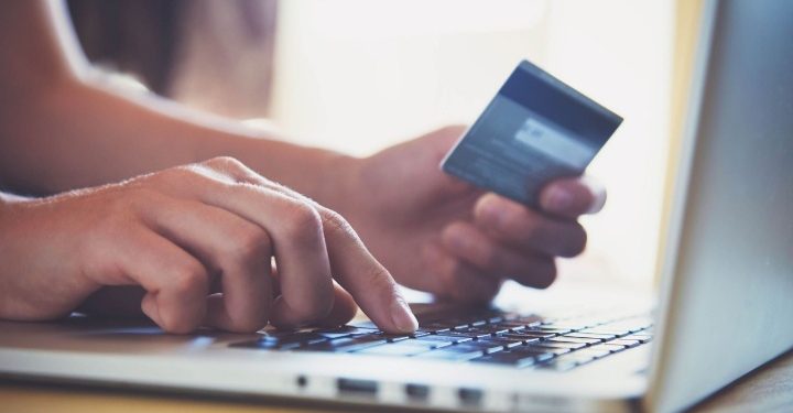 Black Friday: experto en ciberseguridad da consejos para comprar tranquilos y sin riesgos