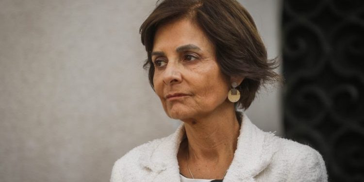 Subsecretaria Paula Daza pide permiso sin goce de sueldo para sumarse a campaña de Kast