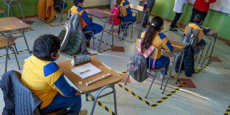 Desde marzo las clases presenciales serán obligatorias en todo Chile