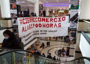 Respaldan idea de legislar cierre anticipado del comercio