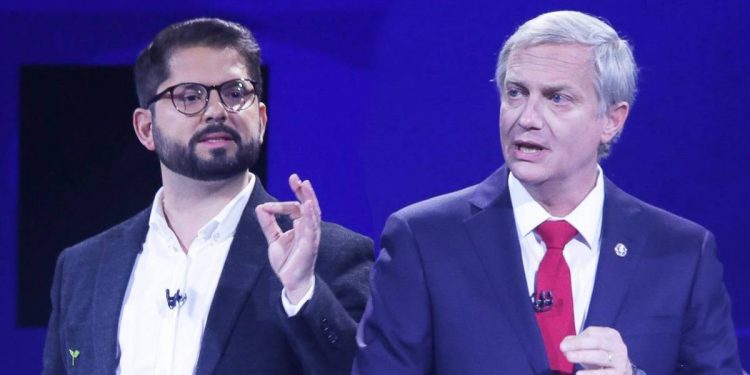 Cadem: Gabriel Boric vencería por 6 puntos a José Antonio Kast en segunda vuelta