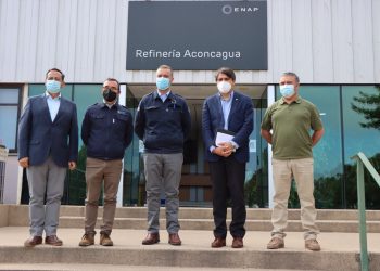 Alcaldes de la zona interior de la región se reúnen con ENAP para evaluar posibilidad de distribuir gas licuado a menor costo