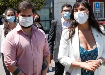 Segunda vuelta: Izkia Siches deja su cargo como presidenta del Colegio Médico para sumarse a campaña de Gabriel Boric