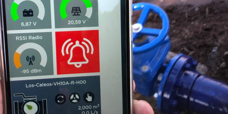 Agricultores de Nogales regularán el riego de forma remota a través de sus celulares