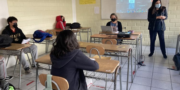 Presentan plataforma con información del proceso de vacunación escolar