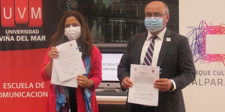 Escuela de Comunicaciones UVM y Parque Cultural de Valparaíso oficializan convenio de colaboración