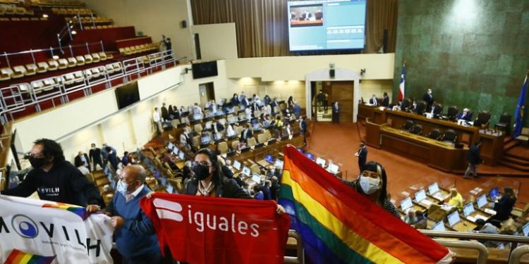 Con alta votación la Cámara de Diputados aprobó el matrimonio igualitario y ahora pasa al Senado