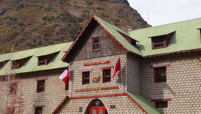 Alumno de la Escuela de Montaña del Ejército en Los Andes fallece durante ejercicio