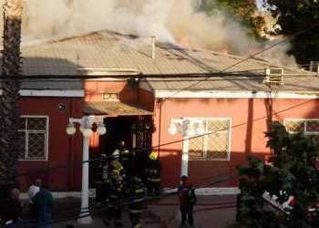 Tribunal absuelve a cuatro acusados de ataque incendiario a la Municipalidad de Quilpué durante el estallido social