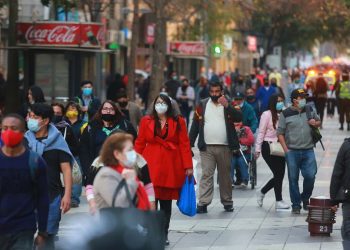 Según expertos Chile podría enfrentar un rebrote de COVID-19 en febrero