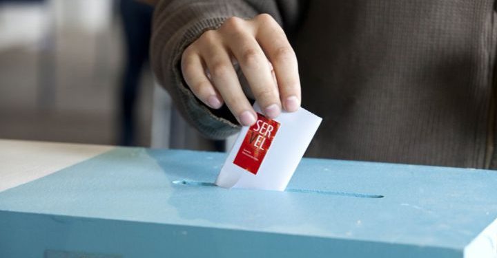 Elecciones en pandemia y con altas temperaturas: entregan recomendaciones para votar sin problemas