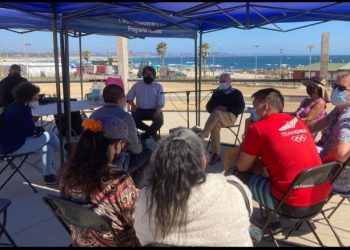 Con cabildo en El Tabo y conversatorio en Playa Ancha concluyó semana territorial de convencional Agustín Squella