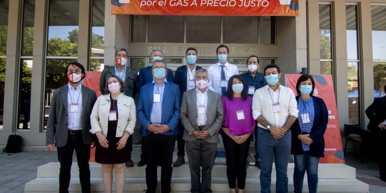 Alcaldes del país conformaron oficialmente la Asociación de Municipalidades por el gas a precio justo: Sharp será su vicepresidente