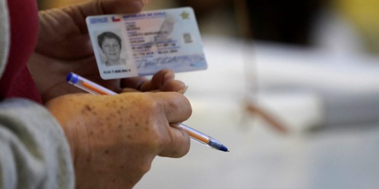 Emiten nuevo decreto que extiende la vigencia de las cédulas de identidad