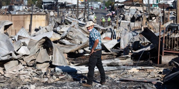 Gobierno decreta Estado de Catástrofe para Castro tras megaincendio
