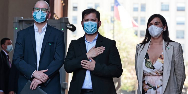 Parlamentarios describen el perfil que debiesen tener los ministros económicos de Gabriel Boric