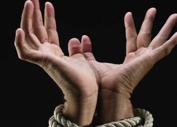 Quilpué: sujetos acusados de secuestrar por 28 días y violar a joven quedaron con arresto domiciliario