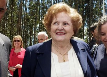 A los 99 años murió Lucia Hiriart, viuda del dictador Augusto Pinochet