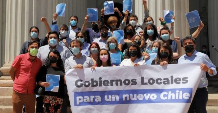 Presentan iniciativa constitucional para que municipios tengan mayores facultades y sean reales gobiernos locales