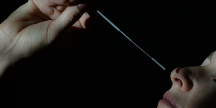 Minsal reporta 1.534 casos nuevos de COVID-19 en la Región de Valparaíso