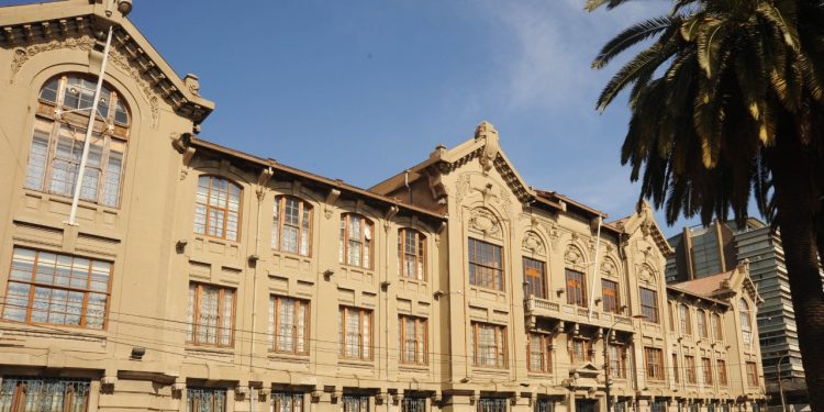 En todas las áreas: PUCV logra siete años de acreditación