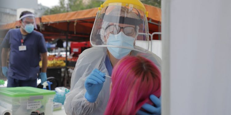 Presentan propuesta para aumentar testeo COVID en Valparaíso