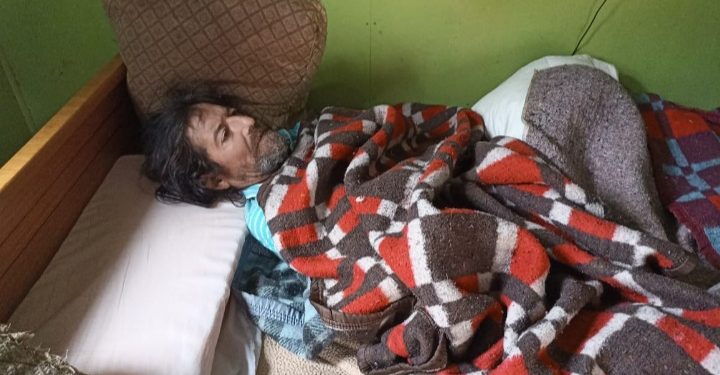 La denuncia de Hoy / Exdirigente de Placilla vive en pésimas condiciones de salud y vecinos piden ayuda