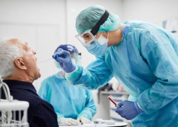 Nueva baja de contagios diarios   por COVID-19 en la región: Minsal  establece nuevos puntos de vacunación