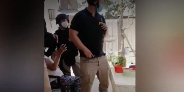 Por error allanan casa de adulta mayor en Viña del Mar