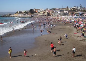 Cartagena: comerciantes expusieron ante Carabineros problemas de seguridad en el borde costero