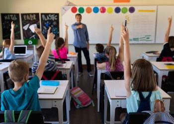 Regreso a clases: ¿Sabe cuánto es el gasto promedio por hijo?