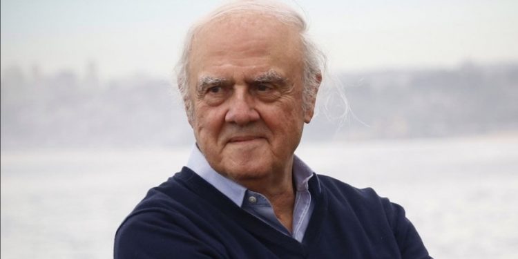 Convencional Squella remarca que «tenemos que estar a la altura y no comportarnos como diputados en el cuarto o quinto retiro”