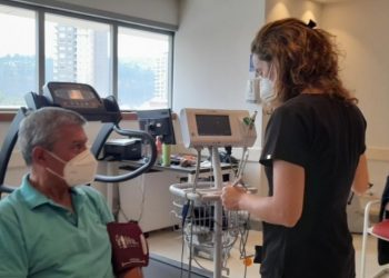 Sobreviviente de COVID llama a vacunarse: “No tengo memoria. Llegué a fines de mayo y desperté el 2 de julio de un coma inducido”