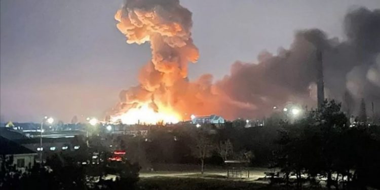 Rusia propone a Ucrania iniciar negociaciones para detener operación militar en Kiev y evitar una guerra 