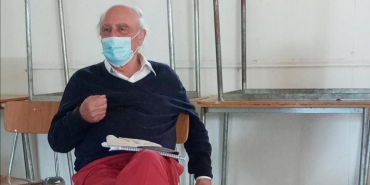 Convención: basada en propuesta de Agustín Squella, Comisión de Principios aprobó norma sobre dignidad